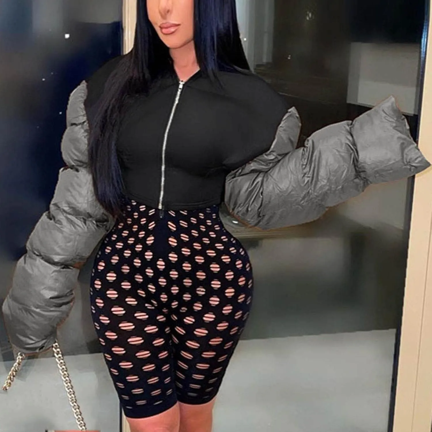 DASAYO Women's Puffy Long Sleeve Zip Cropped Puffer Jacket Color Block Quilted Puffy Down Coat Slouchy Winter Outwear Trendy