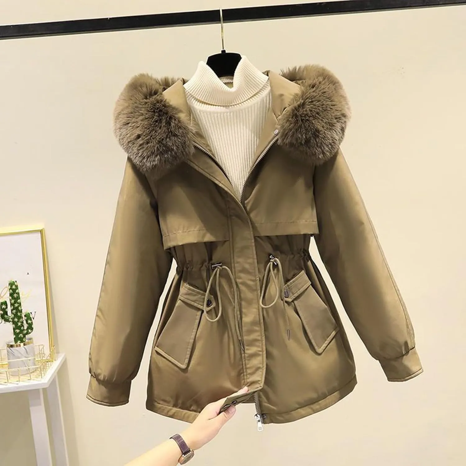 Womens 2024 Winter Fashion Cropped Coats Casual Warm Hood Puffer Jacket Elegant Long Sleeve Waist Cinching Down Coat