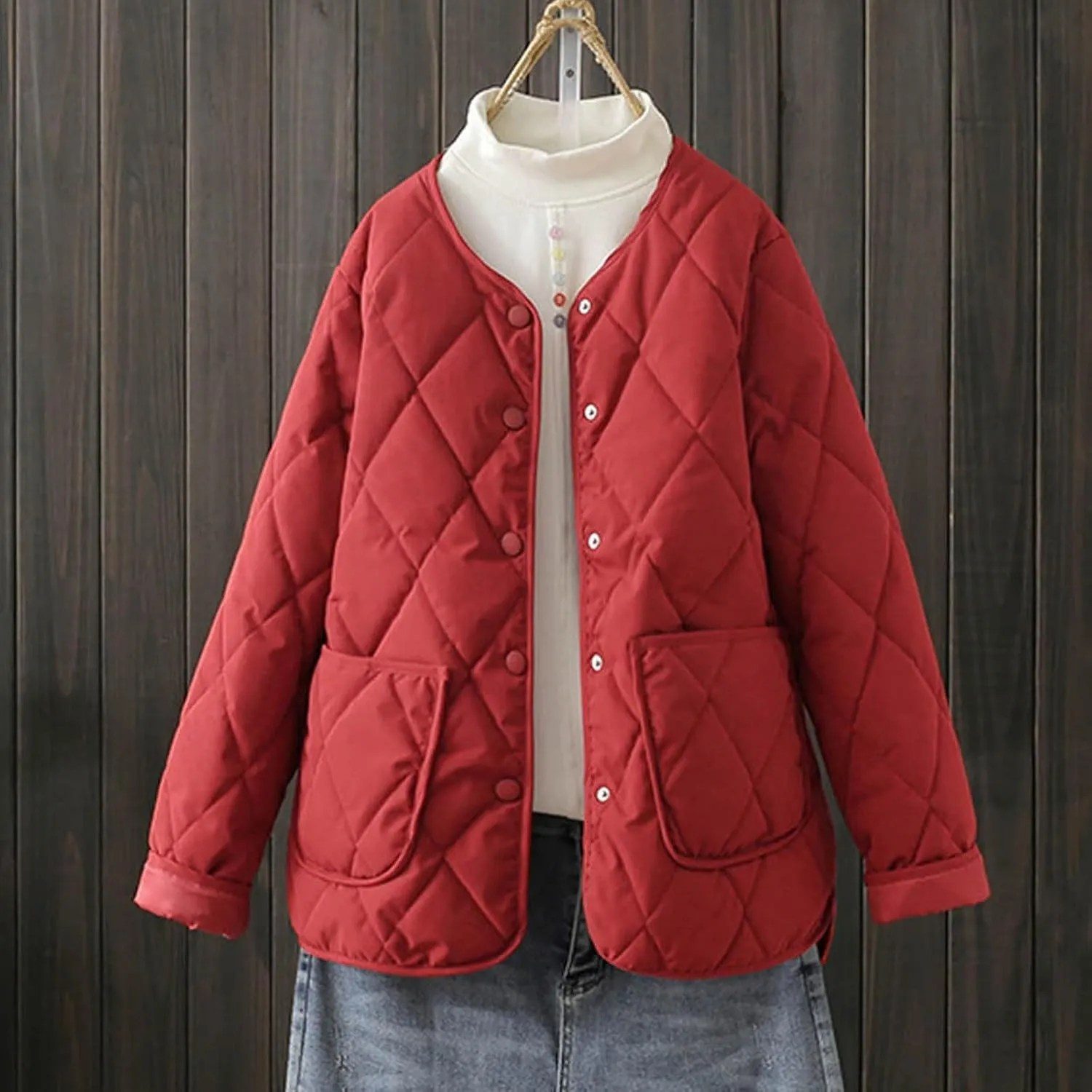Womens Oversized Lightweight Quilted Jacket 2024 Fall Winter Warm Down Coat Casual Button Padded Outwear with Pocket